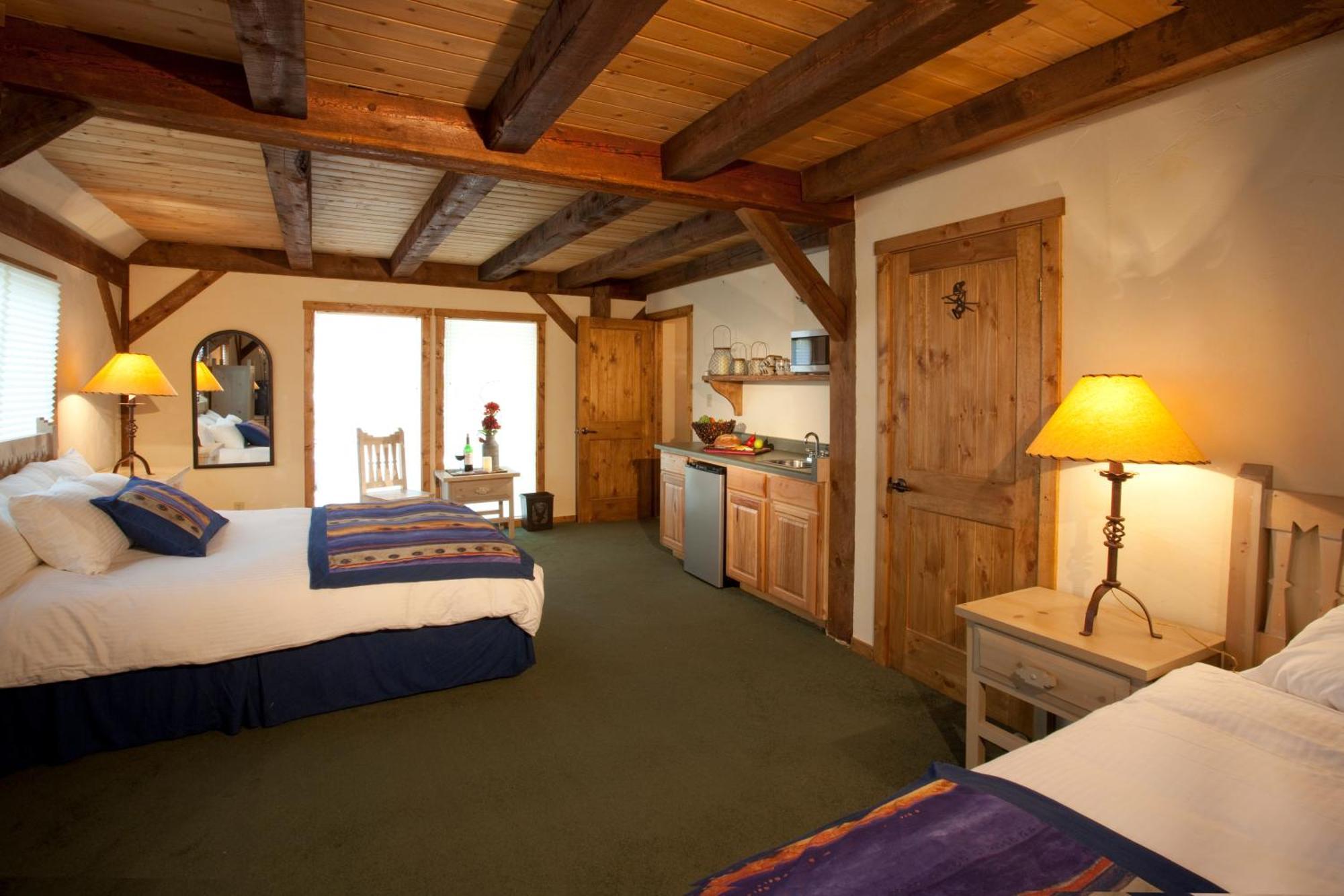 Cottam'S Lodge By Alpine Village Suites Taos Ski Valley Zimmer foto