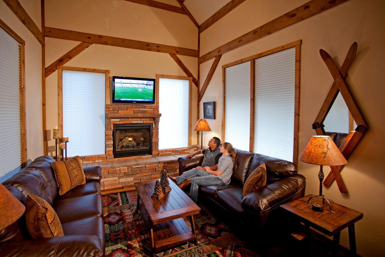 Cottam'S Lodge By Alpine Village Suites Taos Ski Valley Exterior foto